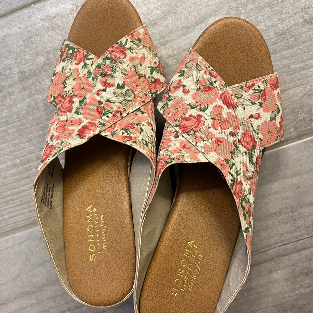 Womens wedges.